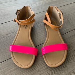 American Eagle sandals.
